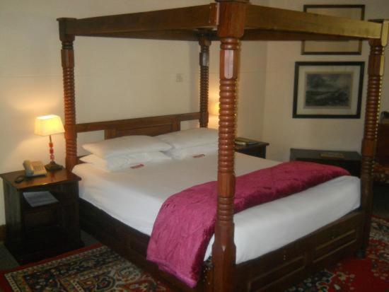 Rhodes Nyanga Hotel Juliasdale Экстерьер фото